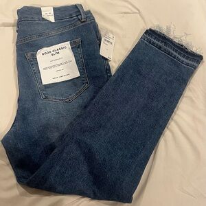 Good American Classic Slim Straight Leg Jeans - Dark Blue